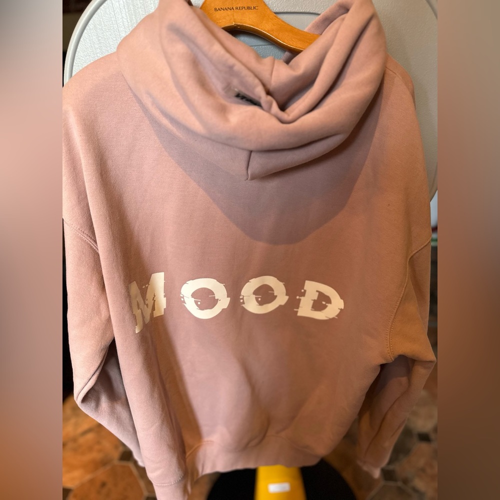 Young LA size, large hoodie